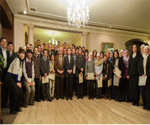   مصر اليوم - السفير الياباني يؤكد على اهمية أواصر الصداقة بين الشباب في البلدين